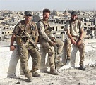 超狂電玩宅《打電動學戰鬥技巧》飛到敘利亞擔任狙擊手與ISIS火拼 | 宅宅新聞