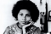 Ain't I a Woman? de bell hooks : au nom des femmes noires