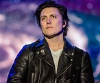 Synyster Gates - Bio, Facts, Family Life of Guitarist