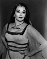 "The Munsters" Yvonne De Carlo dressed in her Lily Munster costume 1964 ...