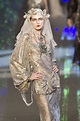 John Galliano Fall 2009 Runway Pictures in 2020 | Fashion, Galliano ...