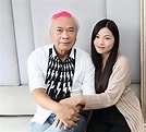 組圖:72歲TVB老戲骨李龍基將娶36歲女友 轉贈7套房子自曝生活和諧 - 新浪香港