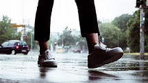 Cómo proteger tus zapatos de la lluvia | GQ México y Latinoamérica