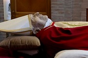 Dove verrà sepolto Papa Ratzinger? Domani i funerali di Benedetto XVI
