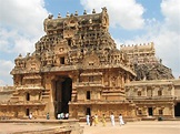 Brihadeeswarar Temple Historical Facts and Pictures | The History Hub