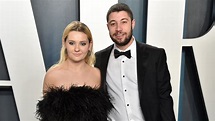 Abigail Breslin Is Engaged to Boyfriend Ira Kunyansky - Zavala ...