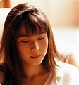 坂井泉水40岁意外离世，美貌与才华并重，为何说是日本国民歌手？_腾讯新闻