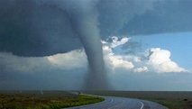 Al menos nueve muertos por el paso de tornados en Estados Unidos