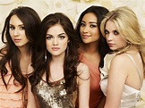 Pretty Little Liars Cast Bio images