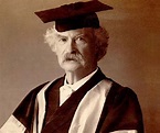 Mark Twain Biography - Facts, Childhood, Family Life & Achievements