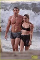 Mae Whitman & Matt Lauria: 'Parenthood' Beach Scenes!: Photo 2739969 ...