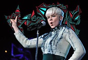 Robyn / How Robyn Pop S Glittery Rebel Danced Her Way Back From ...