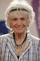 Alice Munro Wins Nobel Prize in Literature | Hollywood Reporter