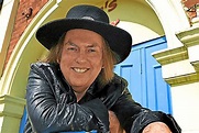 Slade star Dave Hill to light up Oakengates | Shropshire Star