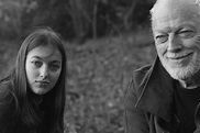 Pink Floyd's David Gilmour Sings 'Yes, I Have Ghosts' With His Daughter ...