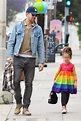 Ryan Gosling & Daughter Esmeralda Together: Sweet New Photo – Hollywood ...