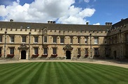 St John's College | Must see Oxford University Colleges | Things to See & Do in Oxford