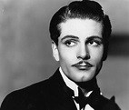 42 Glorious Facts About Sir Laurence Olivier, King Of The Stage