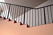 halbe Treppe Foto & Bild | architektur, abstraktes, treppen und treppenhäuser Bilder auf ...