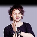Michael Clifford - Age, Bio, Birthday, Family, Net Worth | National Today