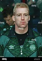 TOMMY BURNS GLASGOW CELTIC FC MANAGER 30 November 1994 Stock Photo - Alamy