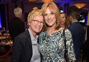 Carol Leifer, Reported Inspiration for Elaine on ‘Seinfeld,’ Marries ...
