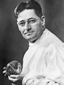 Australian Howard Florey pioneers penicillin, the miracle drug | The ...