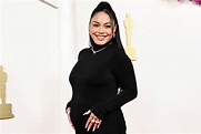 Vanessa Hudgens Reveals Pregnancy: Actress Flaunts Baby Bump on Oscars ...
