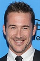 5 Ways To Build Career Momentum from 'Revenge' Star Barry Sloane