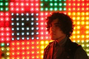 Escucha el nuevo disco de Neon Indian en streaming: "Night School ...