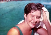 Sueños de Olimpia: DAWN FRASER, AHOGADA EN SU REBELDÍA