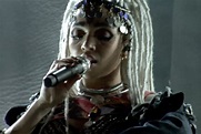 Watch FKA Twigs Perform New Songs During Pitchfork Music Festival | Complex