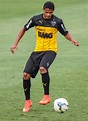 Douglas Santos elogia defesa, explica características e sonha com ...