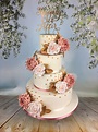 Roses and gold sequins wedding cake - Mel's Amazing Cakes