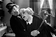 'The Elephant Man': A Portrait of an Outcast Defeating His Fears and ...