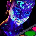 20+ Easy Glow In The Dark Painting Ideas - HARUNMUDAK