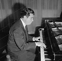 Emil Guilels (1916-1985), pianiste russe. Juin 1961.
