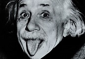 Em que situação foi tirada a clássica foto de Albert Einstein com a ...