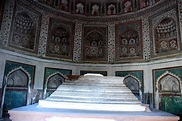 Tomb Of Bilqis Begum, Burhanpur - Timings, History, Best time to visit