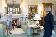 Liz Truss meets Queen 28 years after calling for monarchy to be abolished