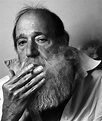 Lawrence Weiner – Movies, Bio and Lists on MUBI