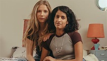 "Loving her": ZDF dreht Serie über lesbische Liebe - DIGITAL FERNSEHEN