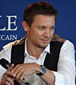 File:Jeremy Renner 8, 2012.jpg - Wikimedia Commons