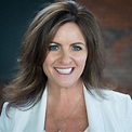 Denise Muniz - Associate Broker - JPAR - MODERN REAL ESTATE | LinkedIn