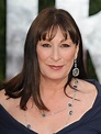 THE GRANDMA'S LOGBOOK ---: ANJELICA HUSTON, THREE GENERATIONS OF AWARDS