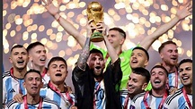 El momento más esperado: Messi besó y levantó la Copa del Mundo para ...