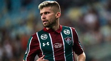 Ex-jogador do Fluminense, Caio Henrique é o lateral brasileiro com mais ...