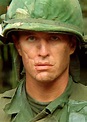 Tom Berenger as Sgt. Barnes in "Platoon" | Tom Berenger | Platoon movie ...
