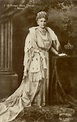 La reina María Teresa de Baviera | Royal crowns, Bavaria, Maria theresa