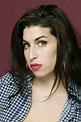 Amy Winehouse | Young Amy winehouse | Pinterest | Amy winehouse, Young ...